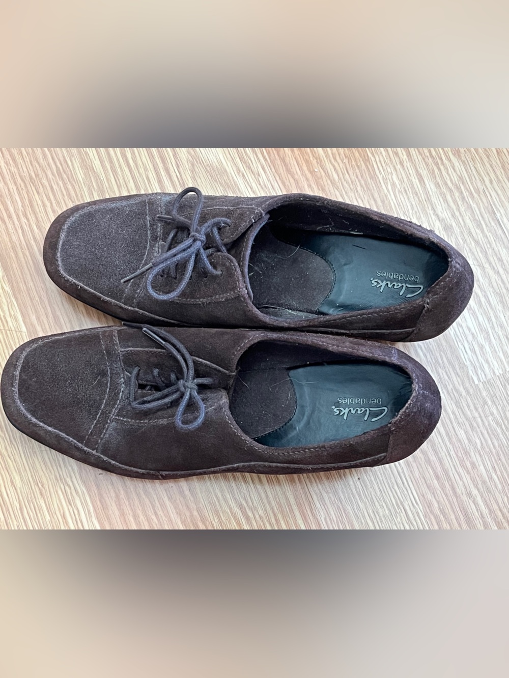 Clark's bendables brown suede lace up heeled loafer
